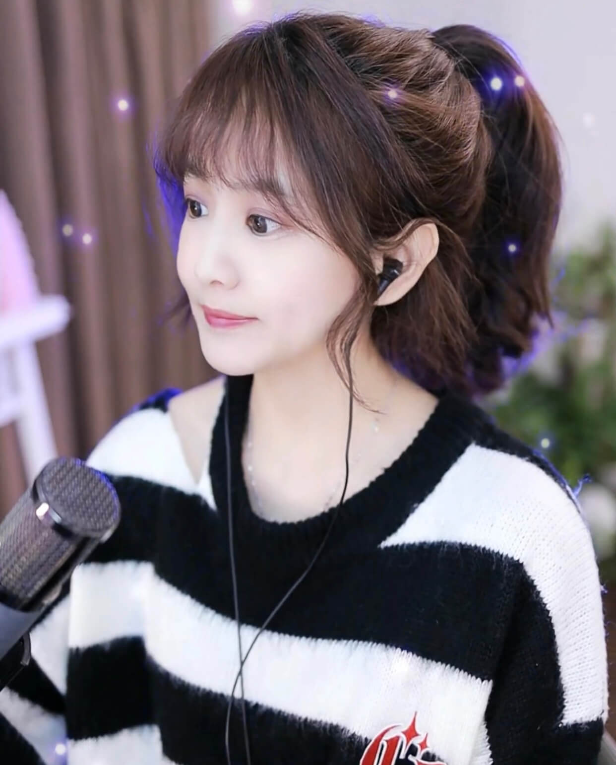 YY主播文儿结婚了吗？揭秘文儿的婚姻状态-第1张