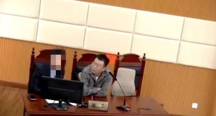 小白龙被起诉庭审现场照被曝光！-第1张