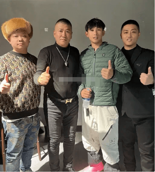 投奔天佑，赵本六同框合体！-第1张