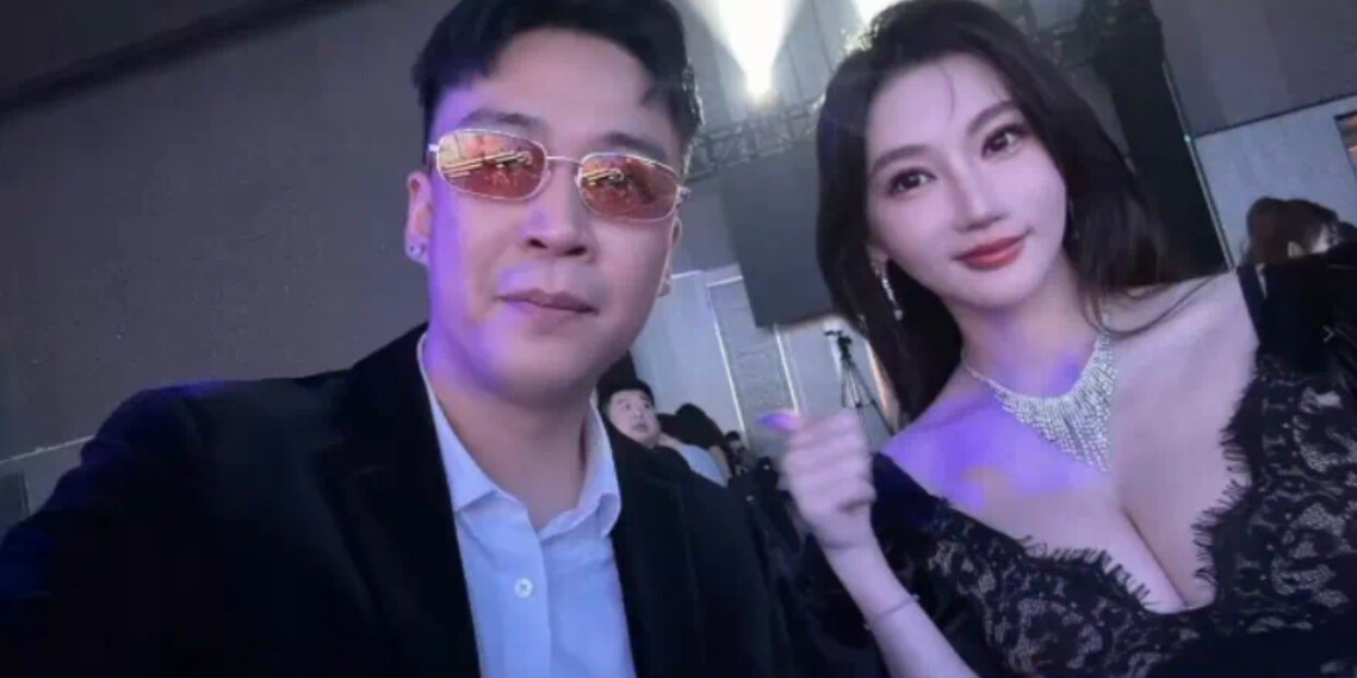 刘一手成都验货小猫咪曝照片-第1张