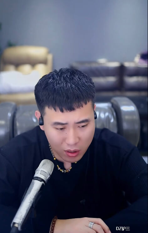 天佑有实力，被封杀6年后灭阿哲YY一无所有！-第1张