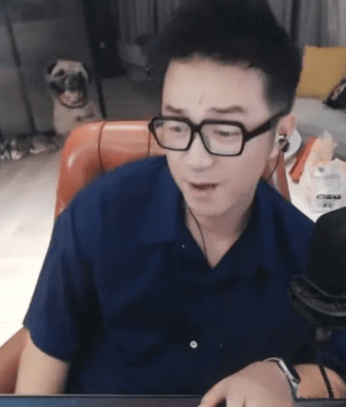 老毕走投无路抖音带货，奈何粉丝不买帐！-第1张