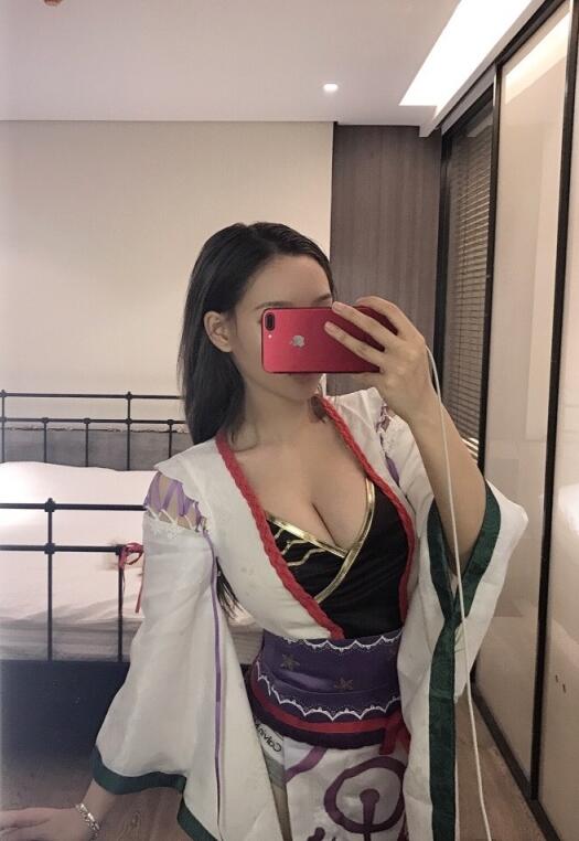 斗鱼Minana罗米娜个人资料简介 二次元萌妹子主播米娜微博生活照-第6张