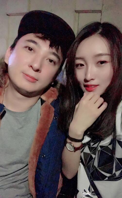 抖音长腿女神小帅宝个人资料简介 主播小帅宝微博性感私房照图片-第4张