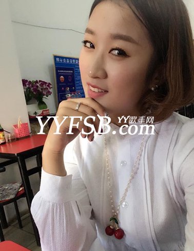 网易BOBO主播 - 感性气质美女:bobo含媛summer直播间照片-第1张