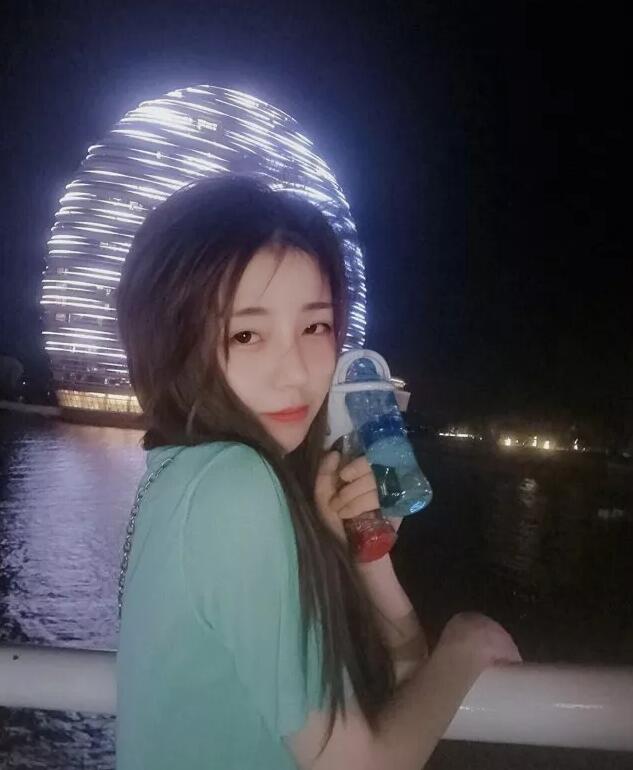 乔碧萝事件Mix晴子生活照图片 斗鱼二次元主播Mix晴子微博素颜照片-第11张