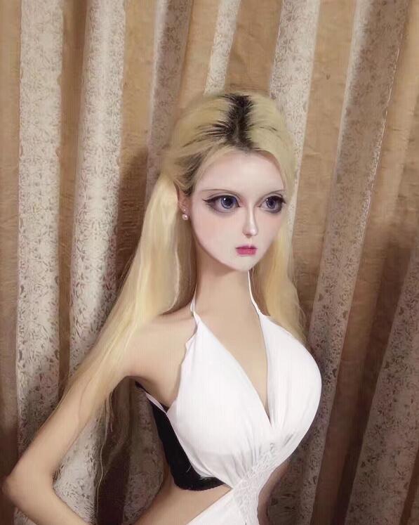真人版芭比娃娃芭比迪丽拉COS图片 芭比迪丽拉高清生活照写真-第11张