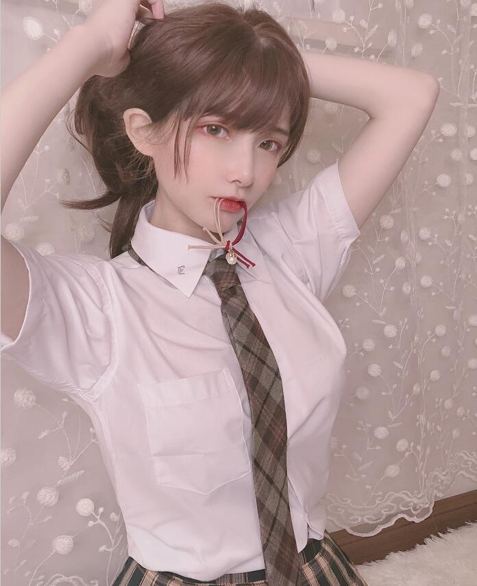 在下萝莉控ii斗鱼魔王近期生活照写真 二次元女神魔王微博图片-第2张