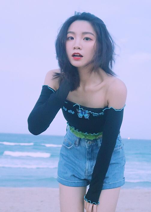 网红爆胎草莓粥高清生活照写真 抖音韩系穿衣达人爆胎儿图片写真-第10张