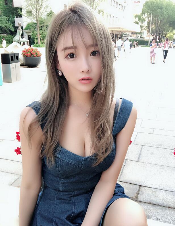企鹅电竞艾米酱aimee性感福利套图欣赏 艾米酱高清自拍壁纸图集-第9张