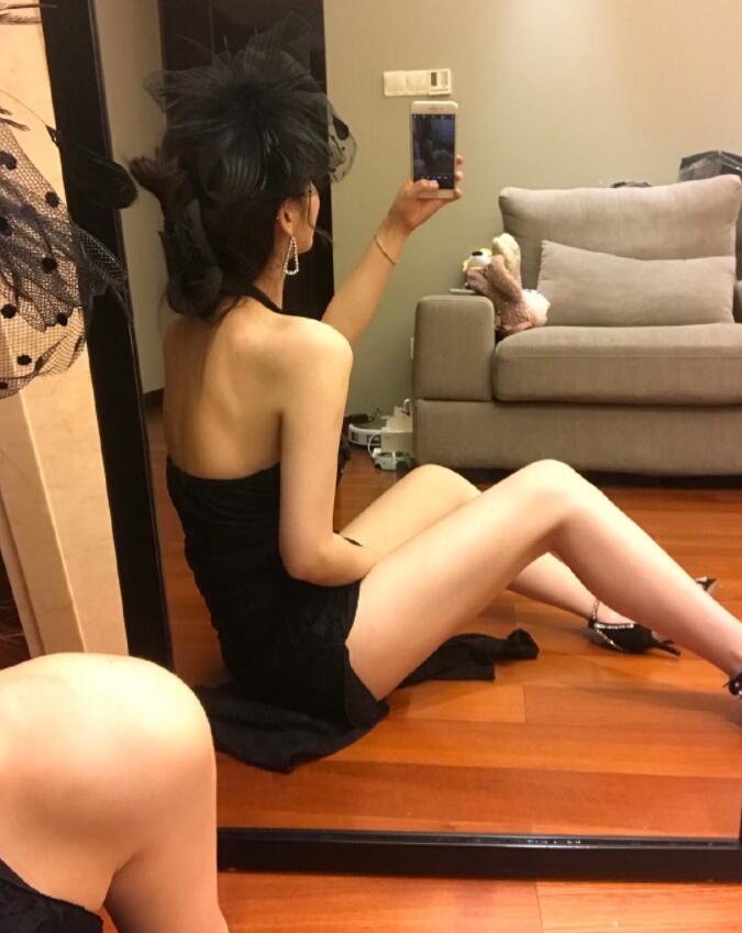 龙珠一姐主播小甜饼性感福利自拍套图 性感身材超美邻家女孩-第12张