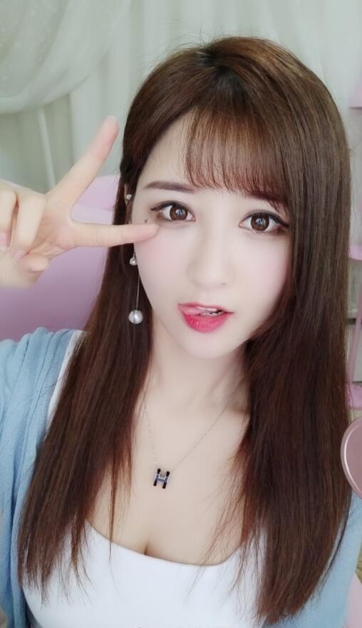 龙珠一姐主播小甜饼性感福利自拍套图 性感身材超美邻家女孩-第22张