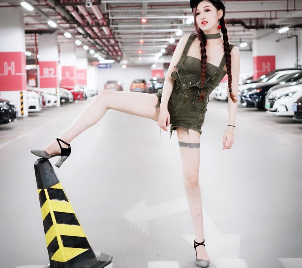 斗鱼户外主播梦蝶小公举最新性感私房照写真 豪乳福利诱惑至极-第18张