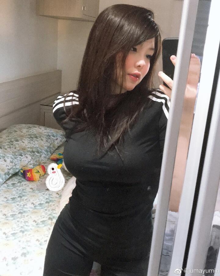 巴西女辅助Mayumi生活照写真，Mayumi微博福利生活照图片-第8张