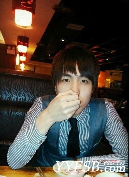 lol主播小漠(吴思豪)个人资料简介直播间-第1张