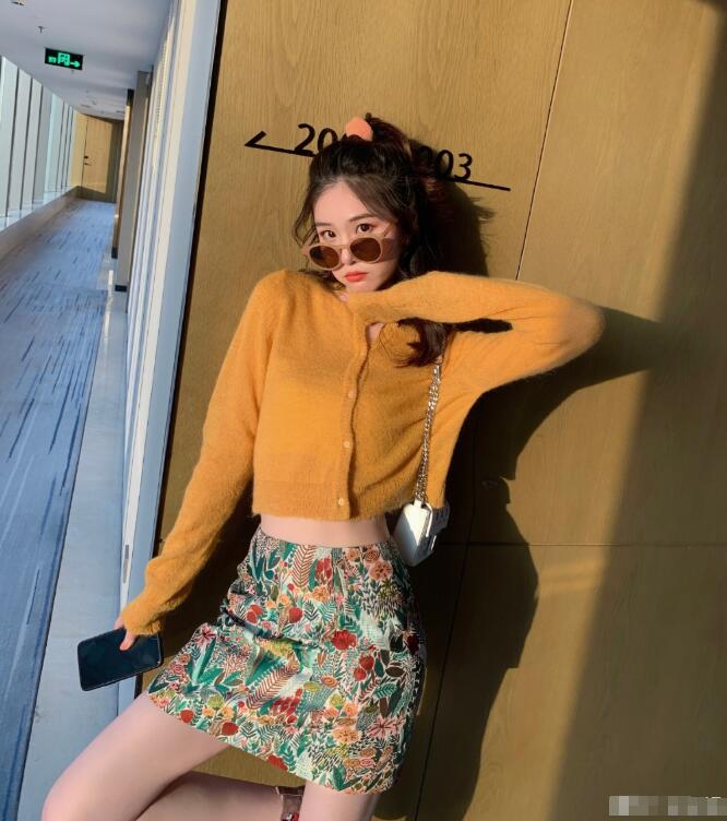 小小酷哥前女友朵朵温图片，虎牙小小酷哥女友朵朵微博生活照写真-第7张