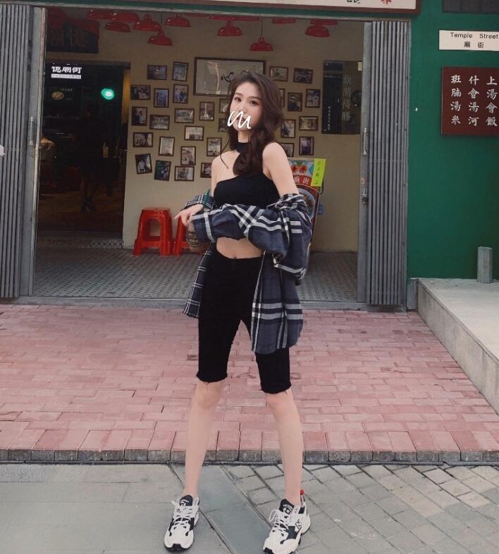 小小酷哥前女友朵朵温图片，虎牙小小酷哥女友朵朵微博生活照写真-第10张