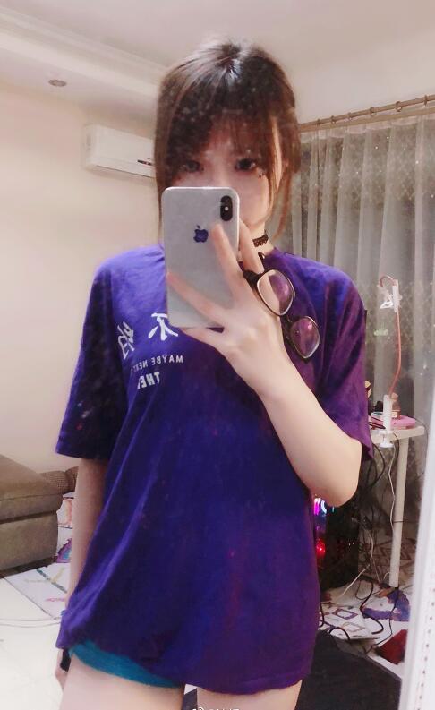 斗鱼ASMR暴脾气朵朵性感图片，暴脾气朵朵福利生活照套图-第12张