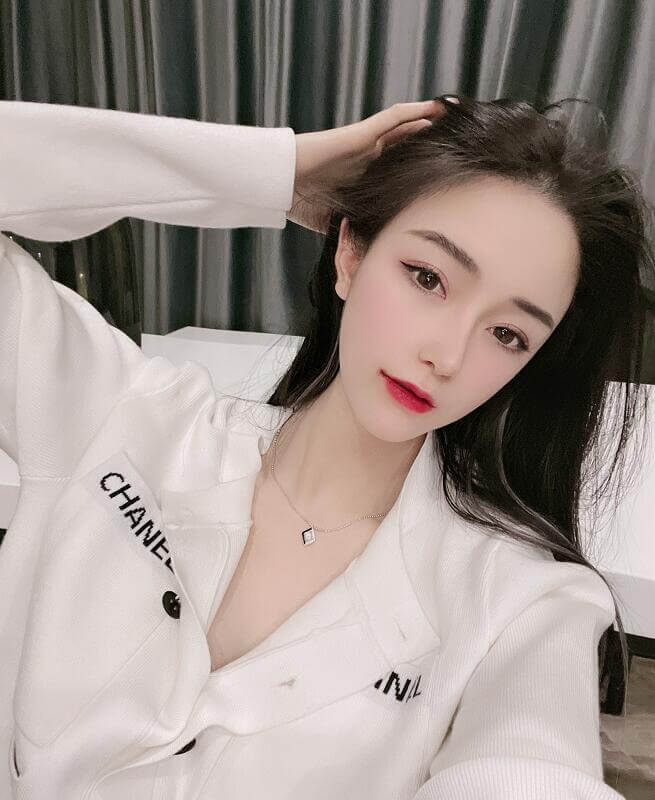 刘一手老婆董莹莹写真照片 董莹莹生活照-第12张