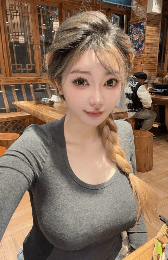 真性情，刘飞儿展示真实身材，腰和腿真的瘦了！-第7张