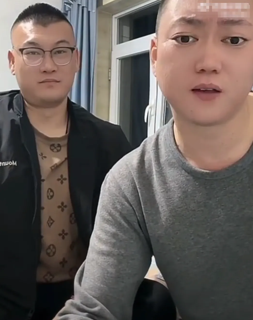 闷倒驴庆幸没有签约方丈：他的官司太多了！-第1张
