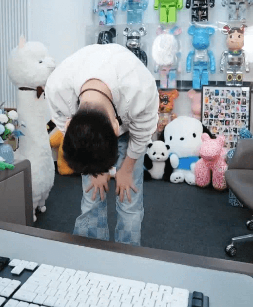 阿哲人气严重下滑，阿哲发长文向道歉粉丝！-第1张