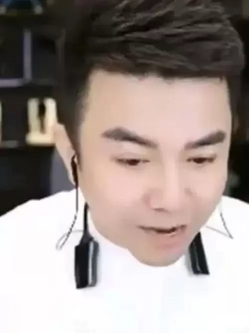 老塔吃瓜阿哲退网，与我无关！-第1张