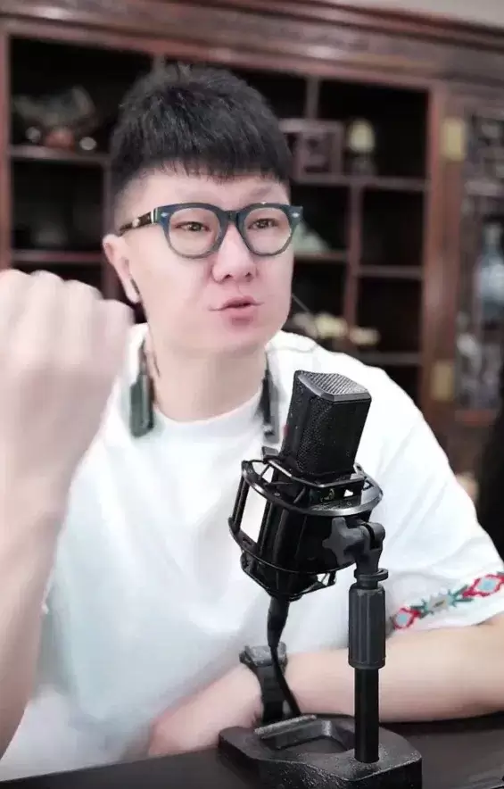 小白龙纯沙子，赵本六喊话：不投奔祁天道跑抖音瞎转！-第1张